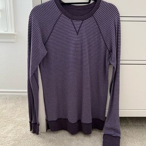LULULEMON REVERSIBLE PURPLE STRIPED TOP SIZE 8
